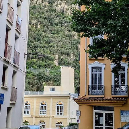 Climatisé En Face Des Cures *